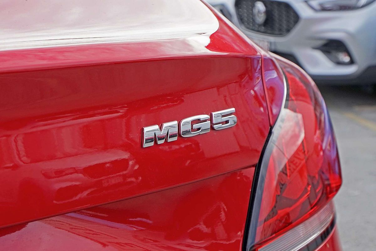 2024 MG MG5 Vibe