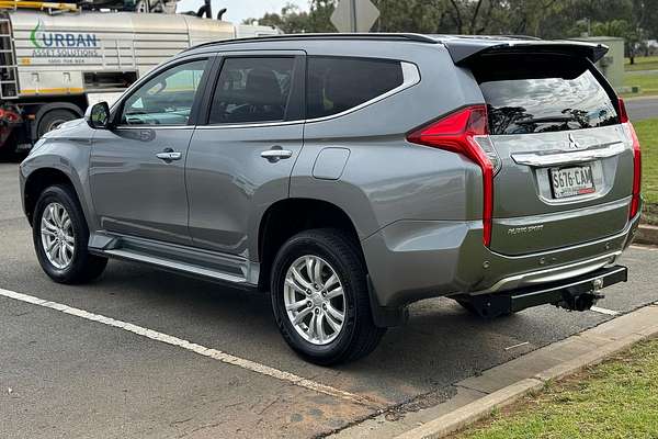 2019 Mitsubishi Pajero Sport Black Edition QE