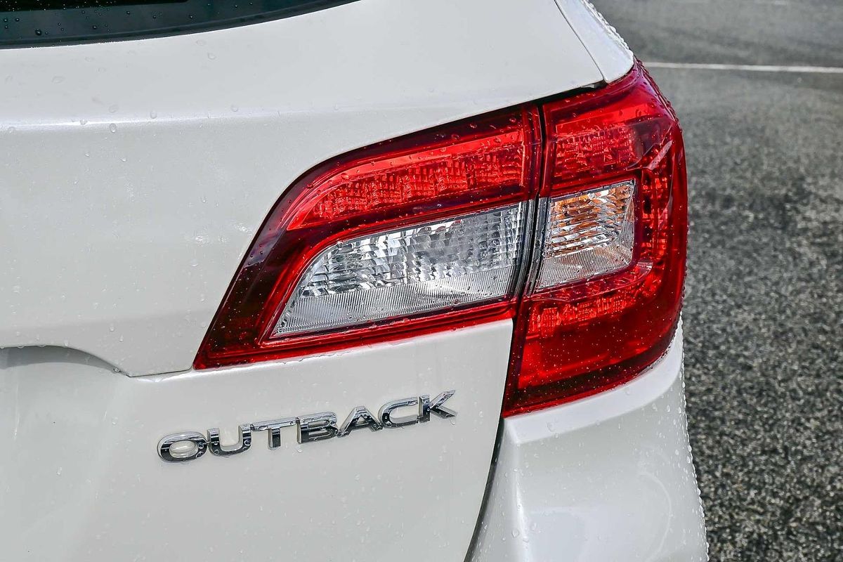 2017 Subaru Outback 2.5i 5GEN