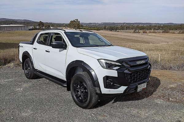 2024 Isuzu D-MAX X-TERRAIN  4X4