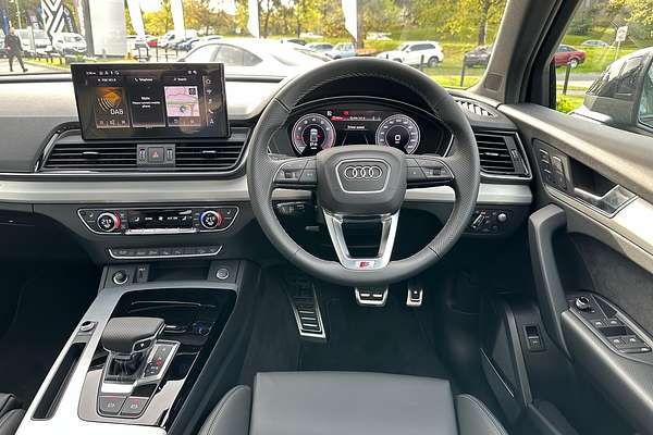 2024 Audi Q5 45 TFSI S Line FY