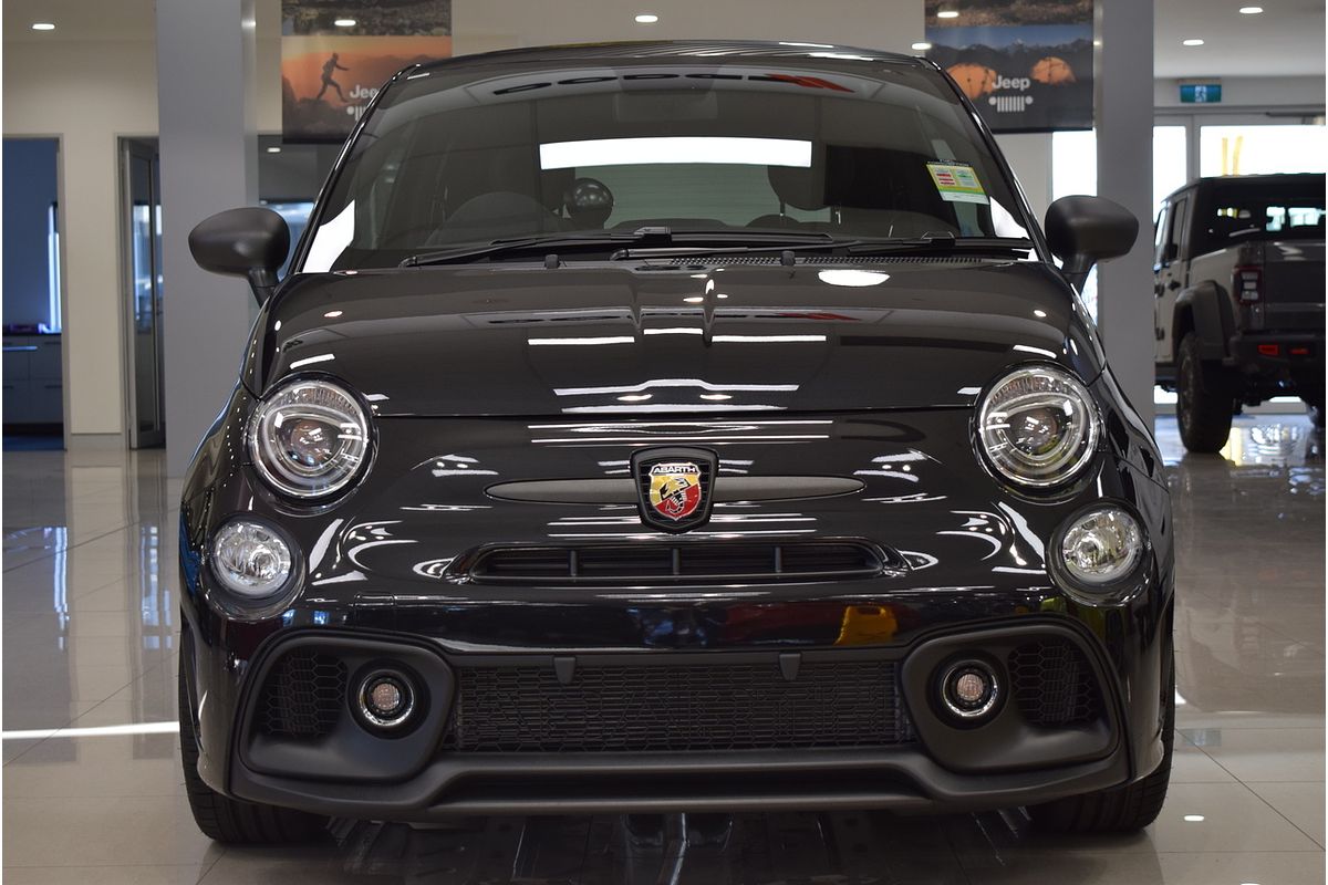 2024 Abarth 695 75 Anniversario