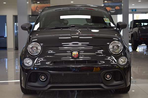 2024 Abarth 695 75 Anniversario