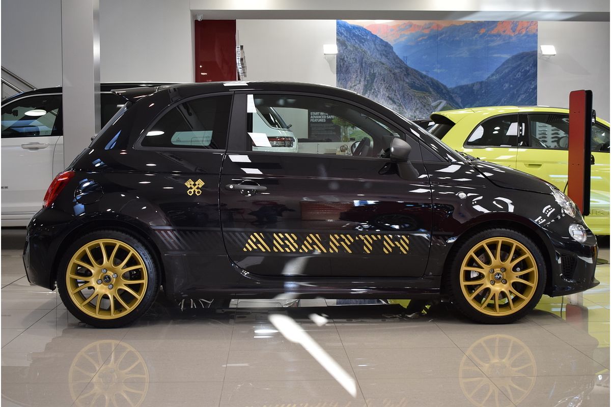 2024 Abarth 695 75ÃÂ° ANNIVERSARIO