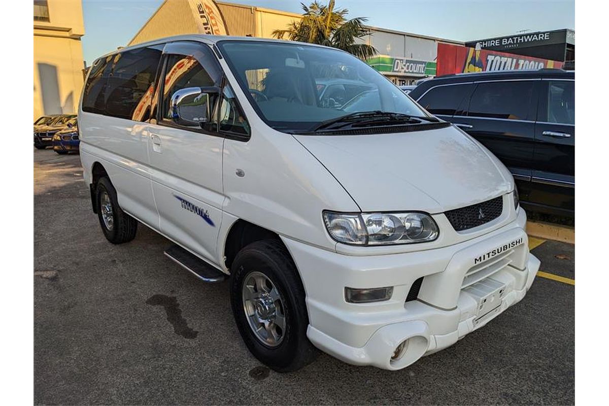 2005 Mitsubishi Delica Spacegear PD6W