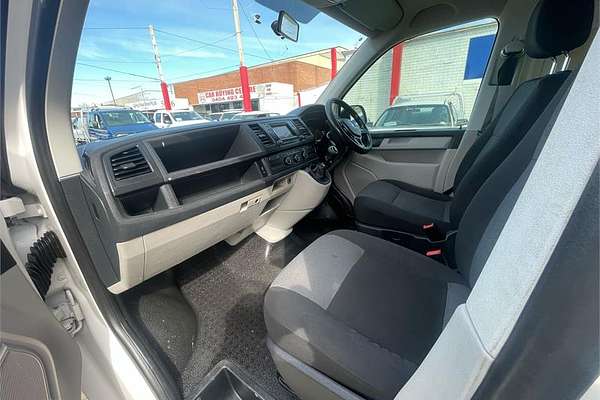 2016 Volkswagen Transporter TDI250 Runner T6 SWB