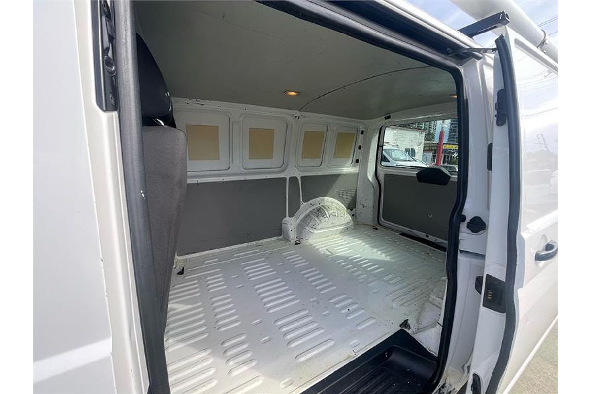 2016 Volkswagen Transporter TDI250 Runner T6 SWB