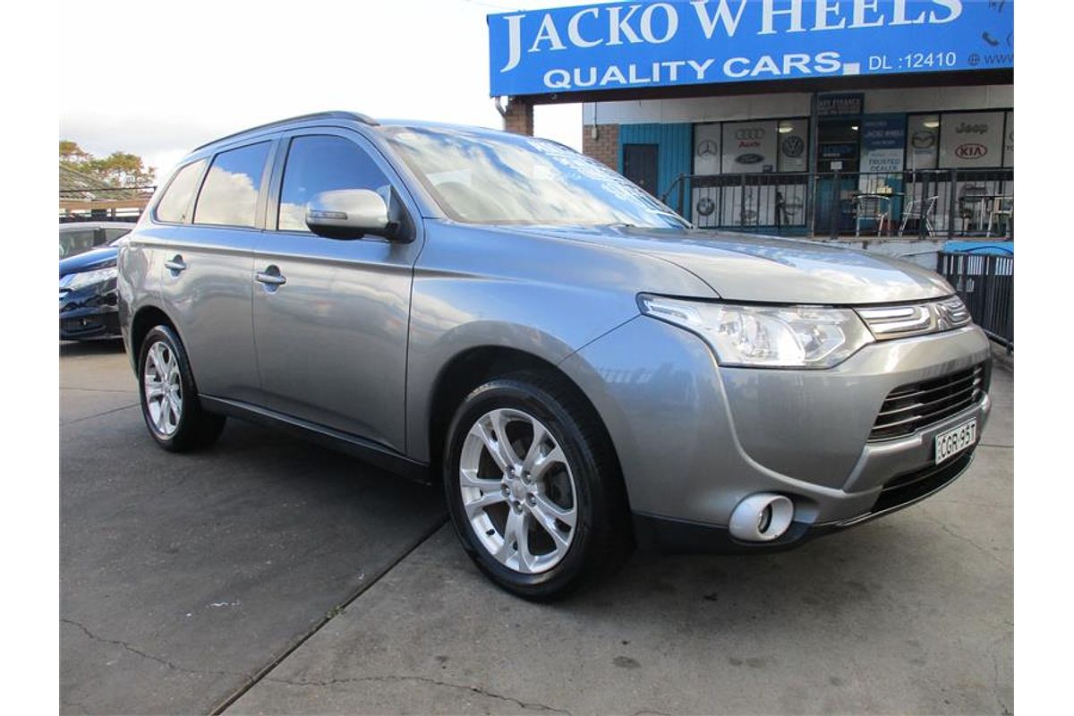 2013 Mitsubishi OUTLANDER LS (4x2) ZJ MY14