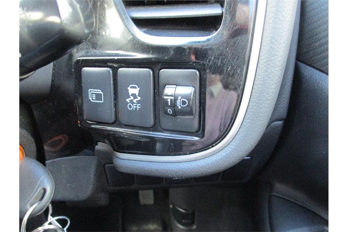 2013 Mitsubishi OUTLANDER LS (4x2) ZJ MY14