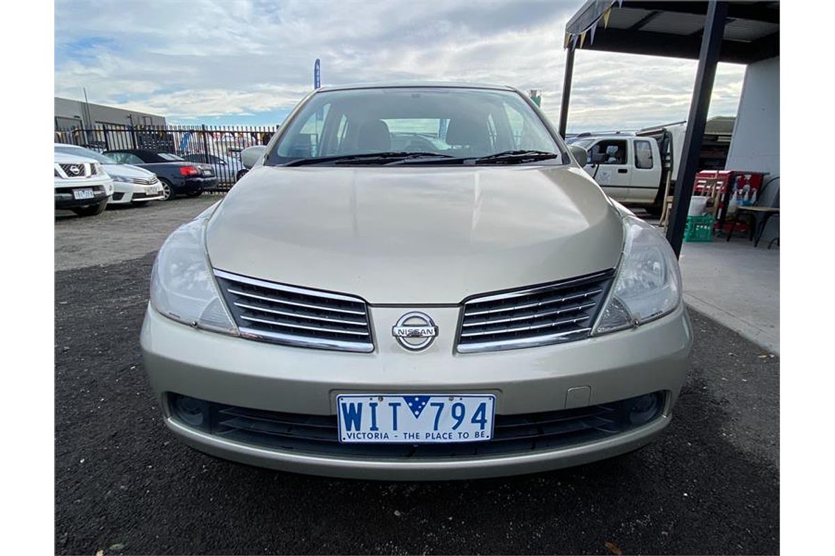 2008 Nissan Tiida ST C11