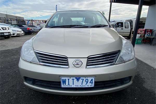 2008 Nissan Tiida ST C11
