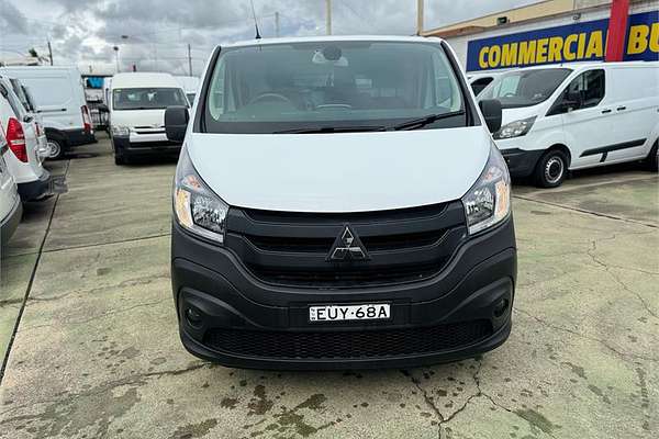 2022 Mitsubishi Express GLX+ SN LWB