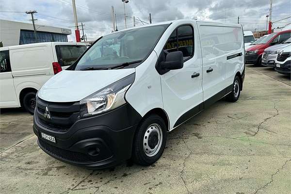 2022 Mitsubishi Express GLX+ SN LWB