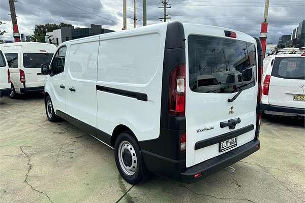 2022 Mitsubishi Express GLX+ SN LWB