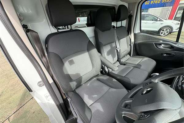 2022 Mitsubishi Express GLX+ SN LWB