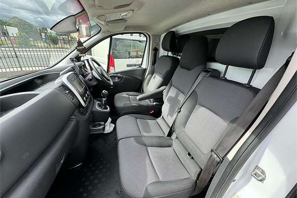 2022 Mitsubishi Express GLX+ SN LWB