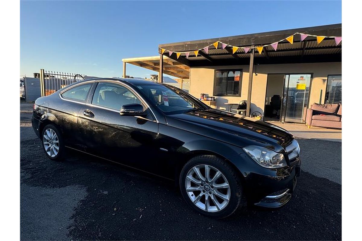 2011 Mercedes-Benz C-Class C180 BlueEFFICIENCY C204