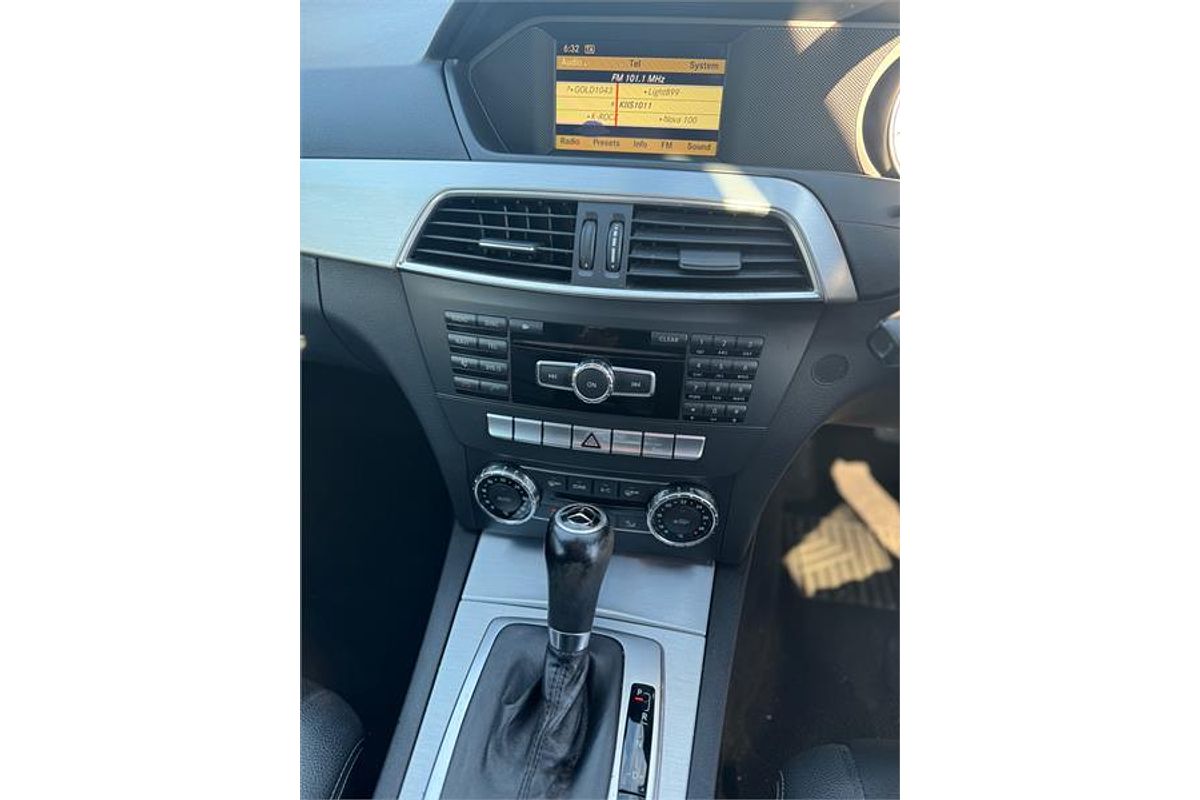 2011 Mercedes-Benz C-Class C180 BlueEFFICIENCY C204