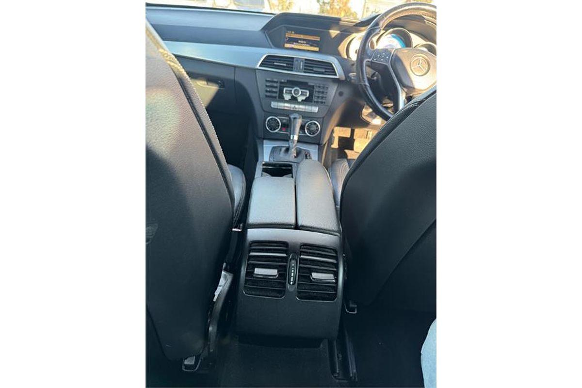 2011 Mercedes-Benz C-Class C180 BlueEFFICIENCY C204
