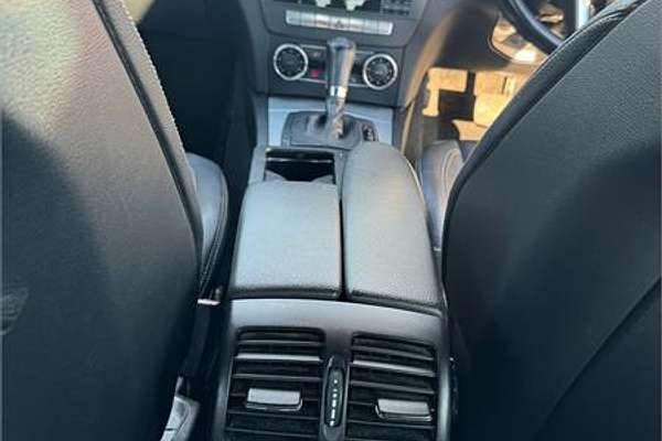 2011 Mercedes-Benz C-Class C180 BlueEFFICIENCY C204