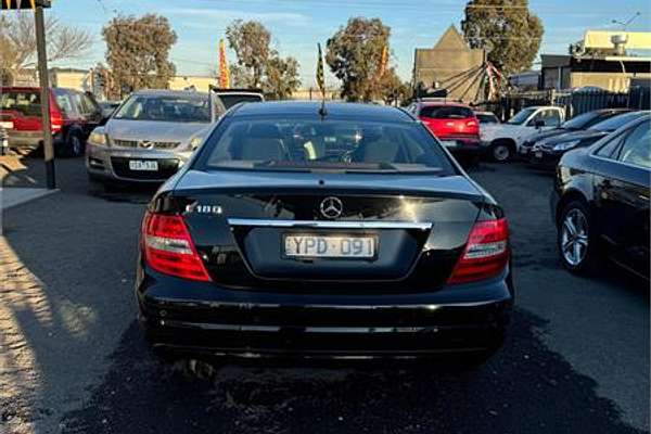 2011 Mercedes-Benz C-Class C180 BlueEFFICIENCY C204