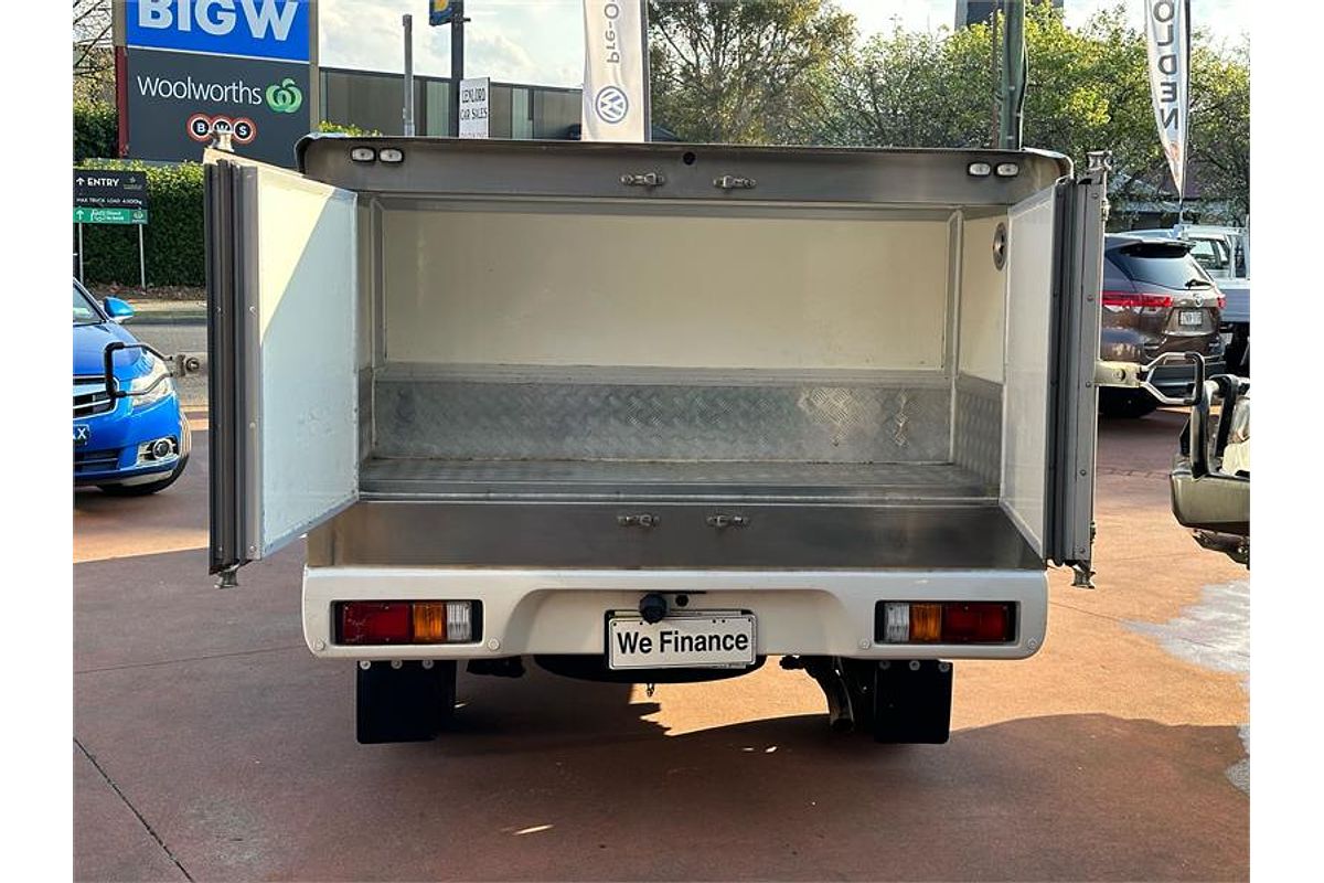 2016 Toyota HILUX WORKMATE GUN122R
