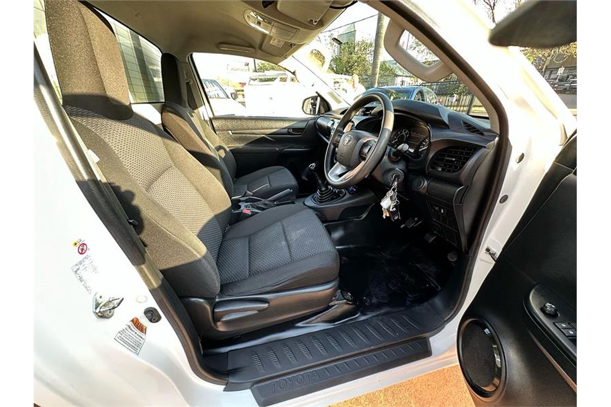 2016 Toyota HILUX WORKMATE GUN122R