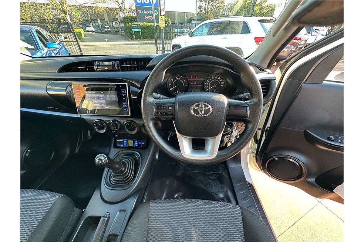 2016 Toyota HILUX WORKMATE GUN122R