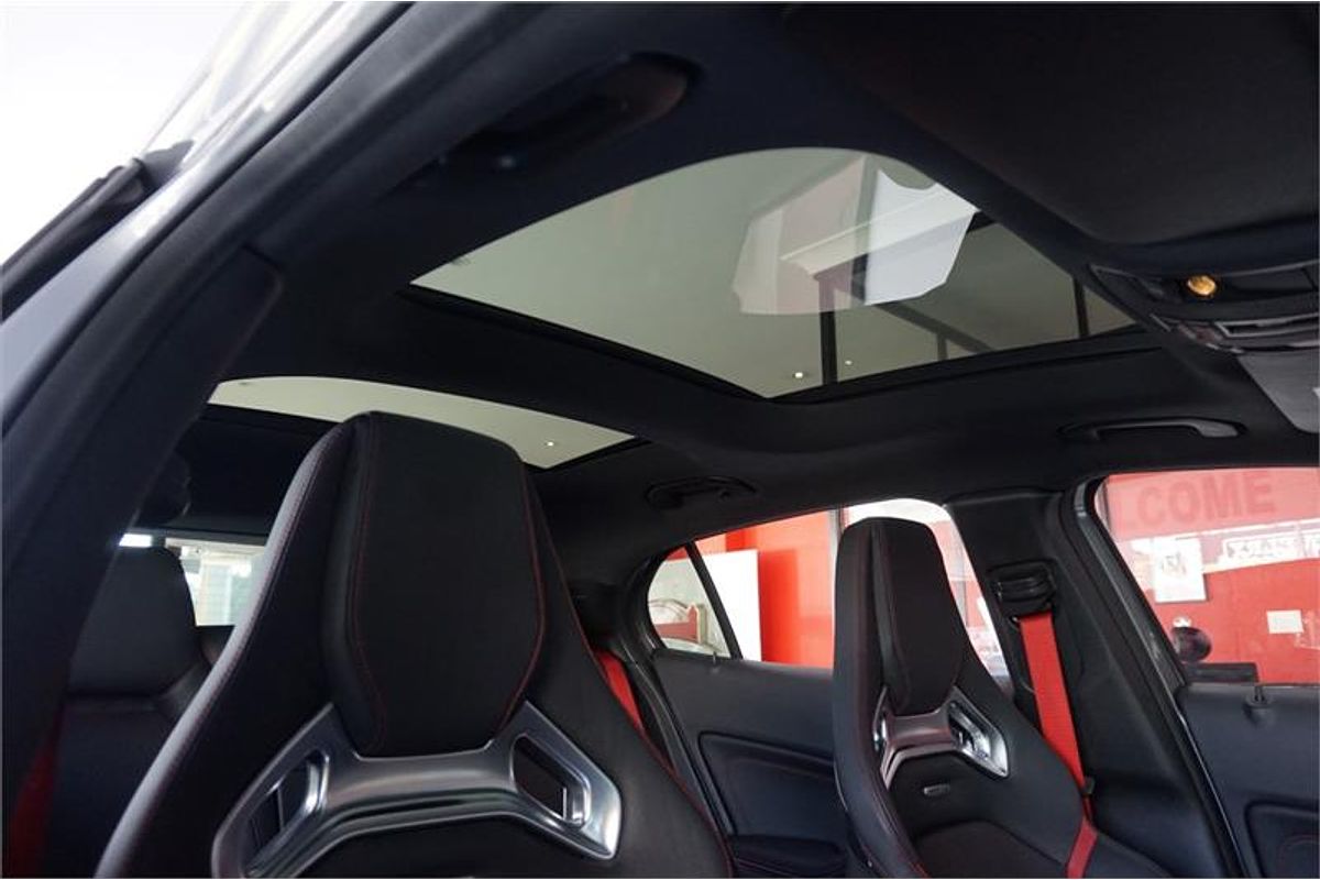 2015 Mercedes-Benz GLA 45 4MATIC X156 MY16