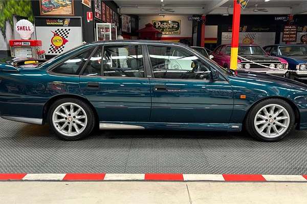 1996 HSV SENATOR 215i VS