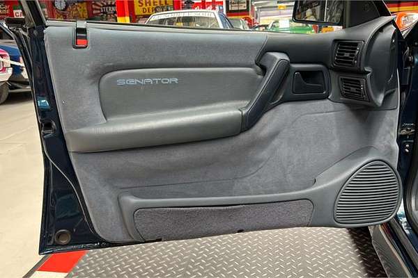 1996 HSV SENATOR 215i VS