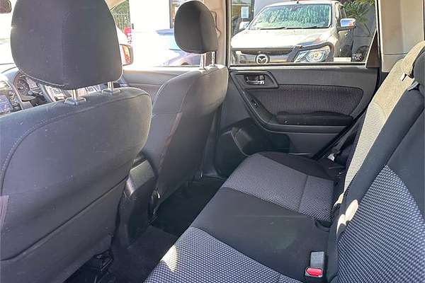 2016 Subaru Forester 2.0D-L S4