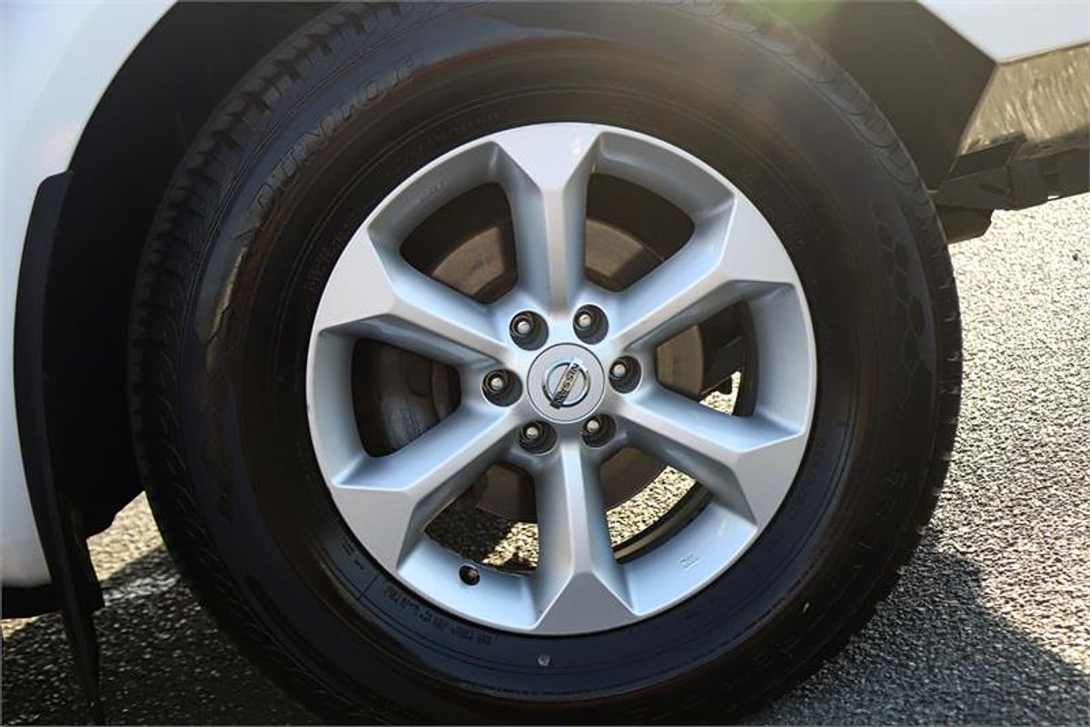 2014 Nissan Navara ST D40 Series 7 Rear Wheel Drive