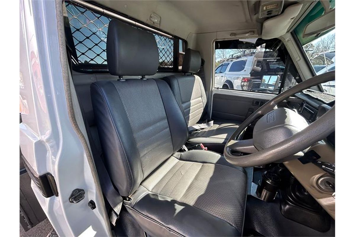 2003 Toyota Landcruiser HDJ79R 4X4