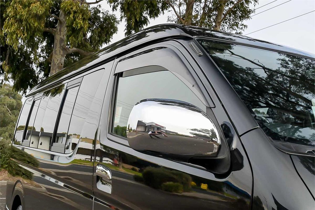 2010 Toyota Hiace GL TRH214