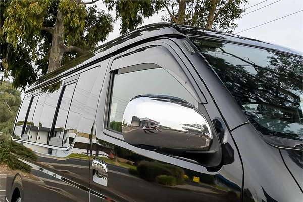2010 Toyota Hiace GL TRH214