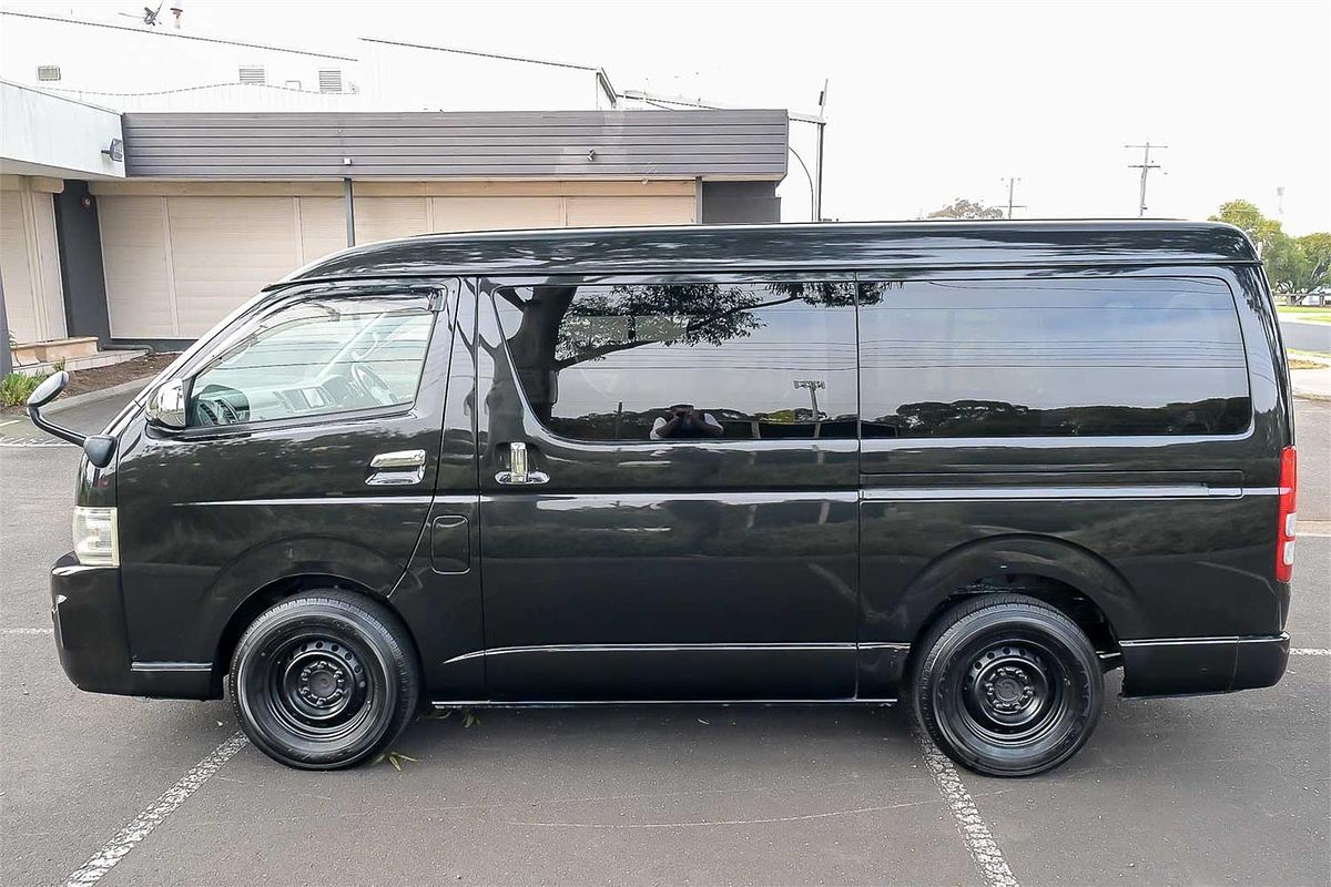 2010 Toyota Hiace GL TRH214