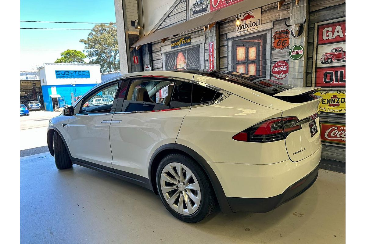 2017 Tesla Model X 90D