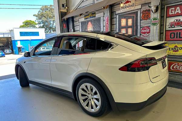 2017 Tesla Model X 90D