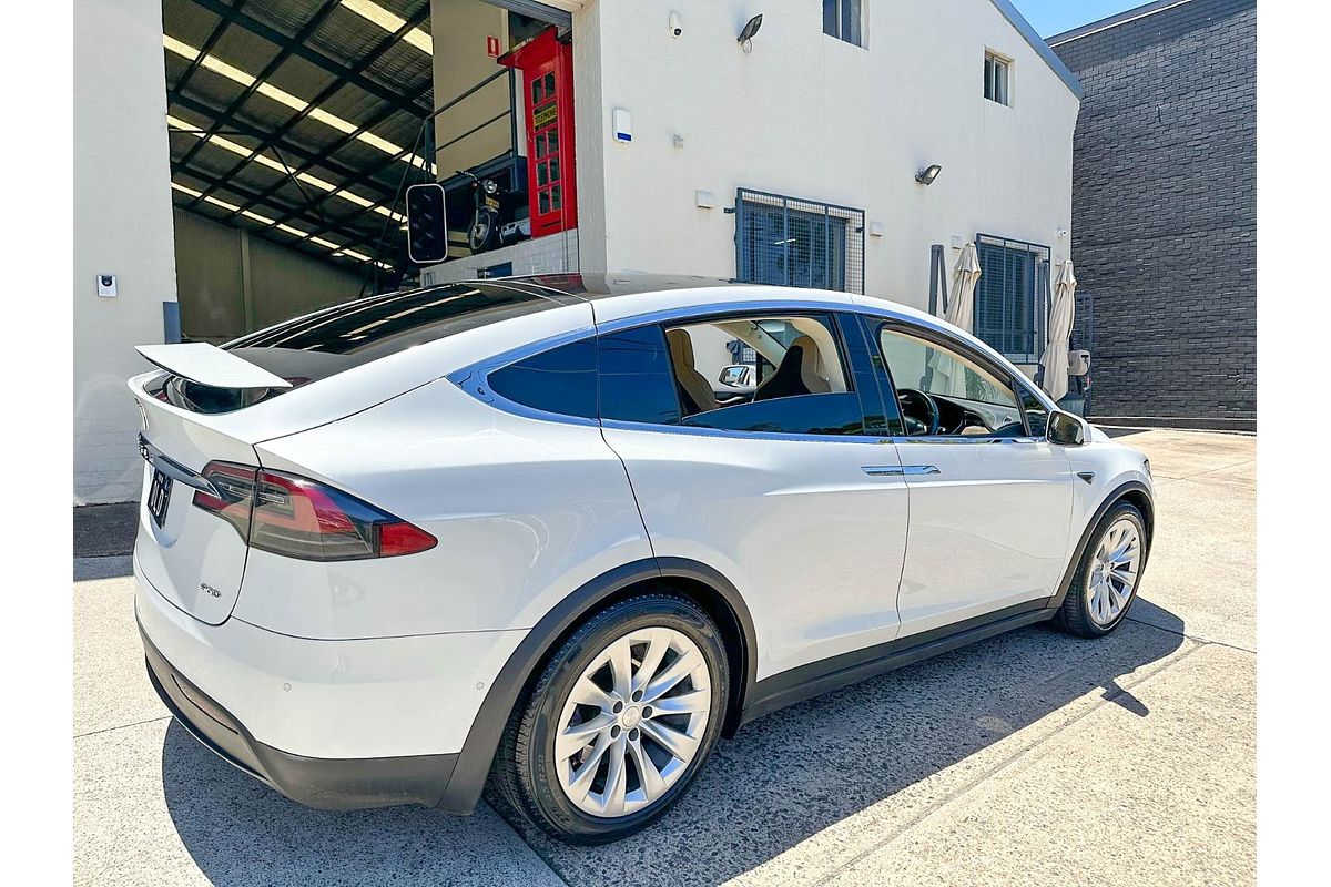 2017 Tesla Model X 90D