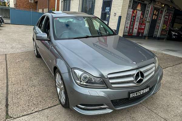 2011 Mercedes-Benz C-Class C250 BlueEFFICIENCY Avantgarde W204