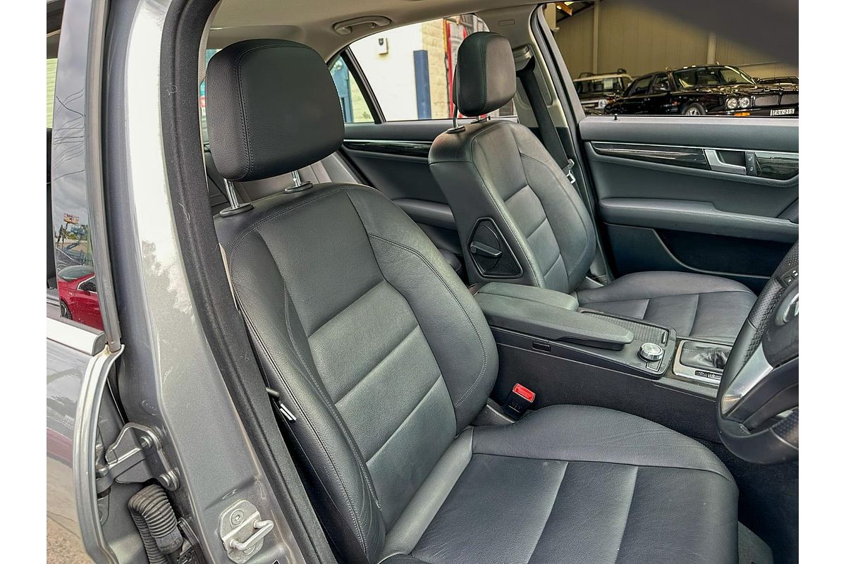 2011 Mercedes-Benz C-Class C250 BlueEFFICIENCY Avantgarde W204