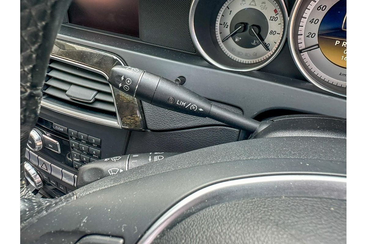 2011 Mercedes-Benz C-Class C250 BlueEFFICIENCY Avantgarde W204