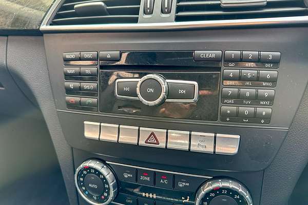 2011 Mercedes-Benz C-Class C250 BlueEFFICIENCY Avantgarde W204