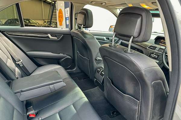 2011 Mercedes-Benz C-Class C250 BlueEFFICIENCY Avantgarde W204