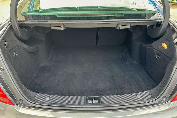 2011 Mercedes-Benz C-Class C250 BlueEFFICIENCY Avantgarde W204