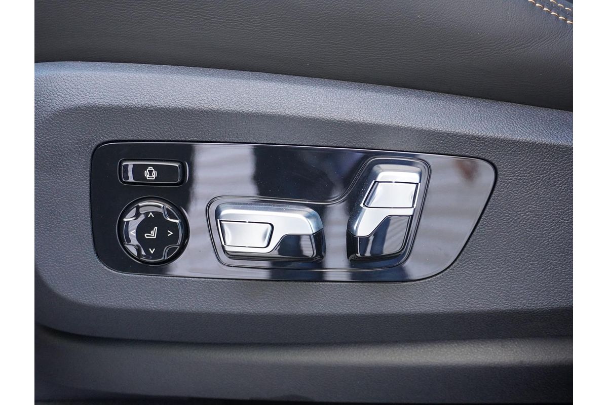 2023 BMW X5 M Competition F95 LCI