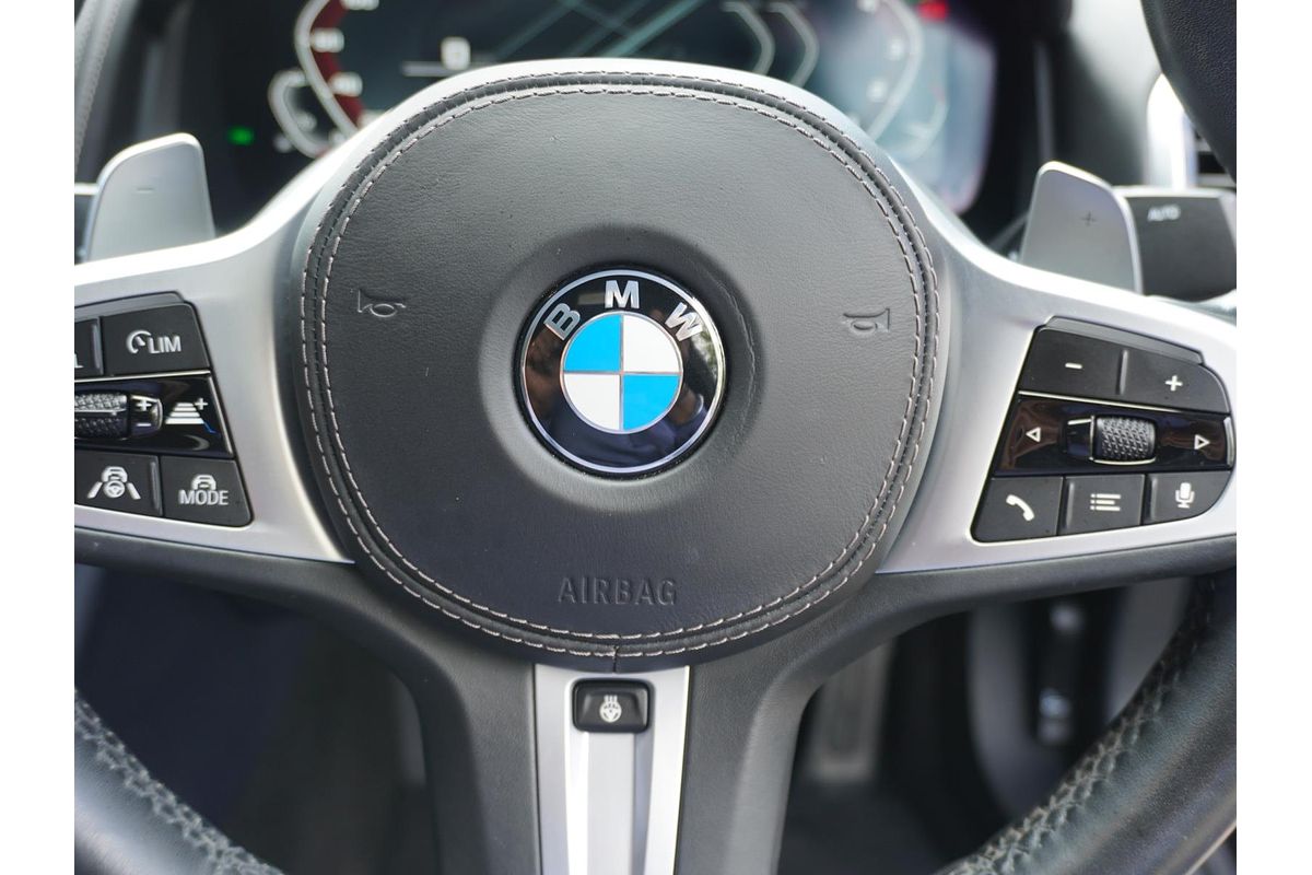 2019 BMW 8 Series M850i xDrive G15