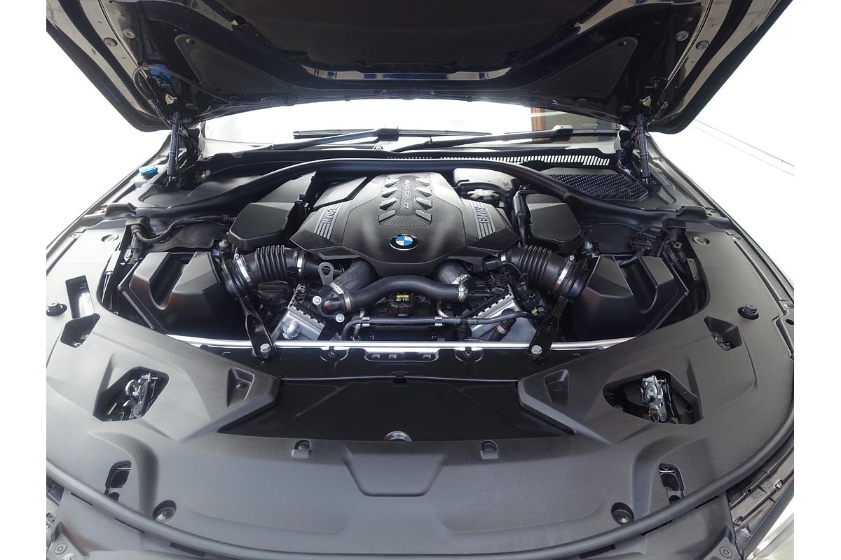 2019 BMW 8 Series M850i xDrive G15