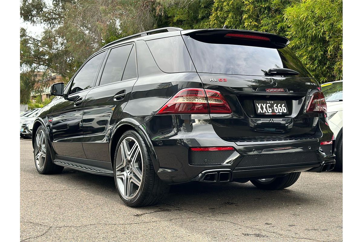 2012 Mercedes-Benz ML 63 AMG (4x4) 166
